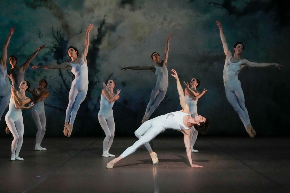 Initials R.B.M.E © Roman Novitzky / Stuttgarter Ballett